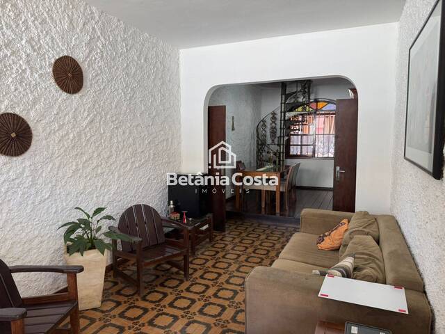 #10 - Casa para Venda em Belo Horizonte - MG - 3