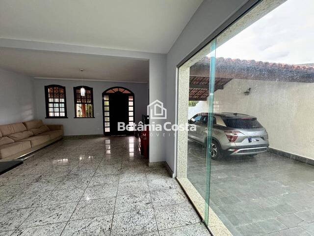 Casa para Venda em Belo Horizonte - 4